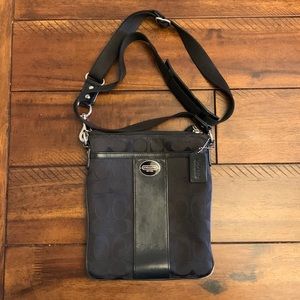 ✨ Coach Crossbody Bag ✨
